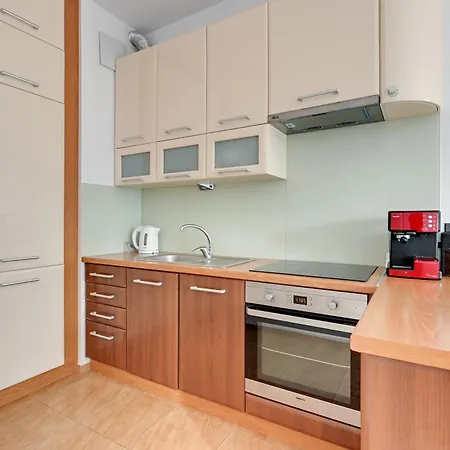 Dom & House - Nadmorski Dwor 그단스크