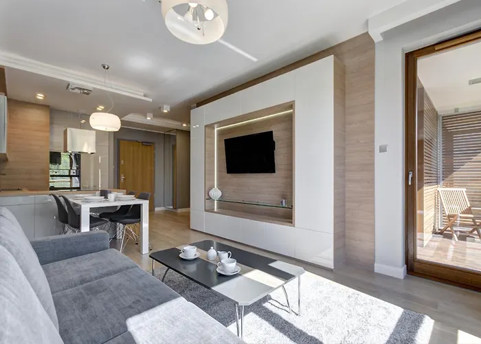 Dom & House - Nadmorski Dwor Апартаменты *