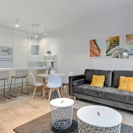 Dom & House - Nadmorski Dwor Apartment