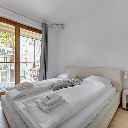 Apartment Dom & House - Nadmorski Dwor *
