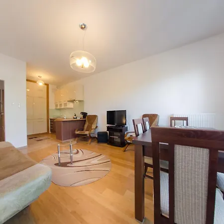 Dom & House - Nadmorski Dwor Apartmán