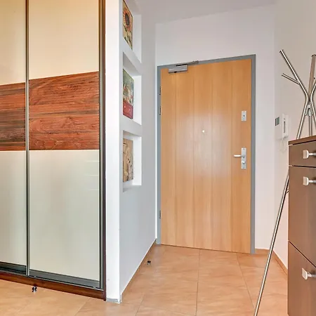 Dom & House - Nadmorski Dwor アパート *